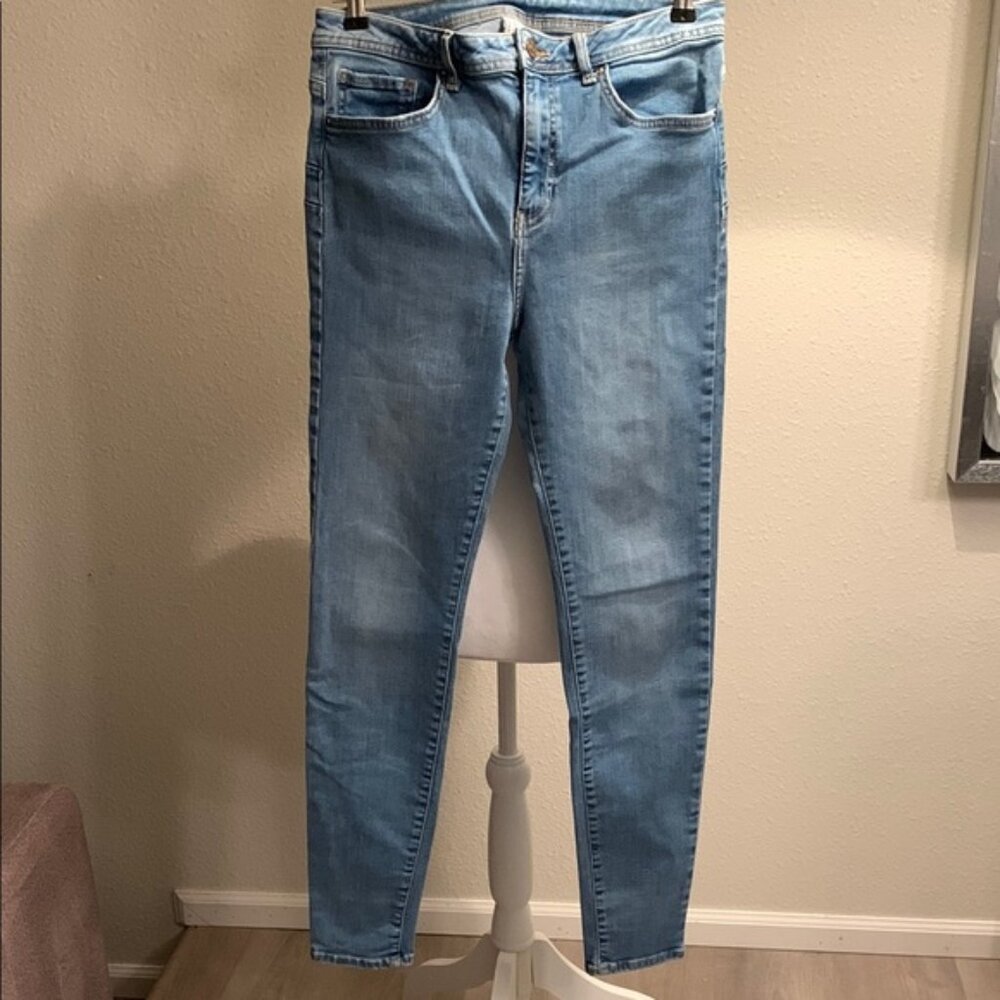 Forever 21 Blue Skinny Jeans Light Wash